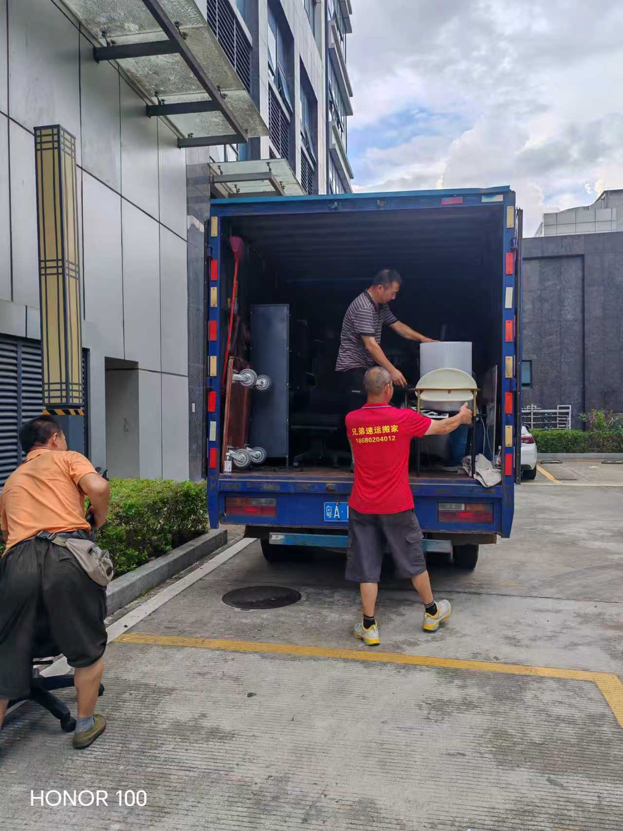 廣州荔灣區日式搬家收納｜傢俱拆裝｜鋼琴搬運｜工廠吊裝｜同城長途搬家