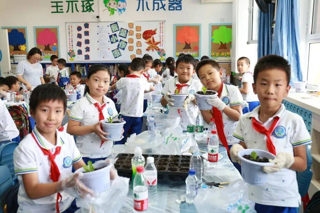 海淀這所小學刷屏！這屆小學生，太會了……