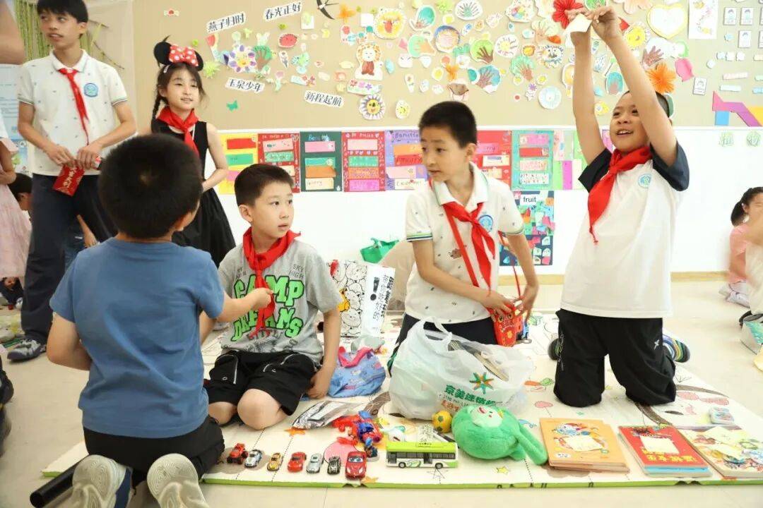 海淀這所小學刷屏！這屆小學生，太會了……