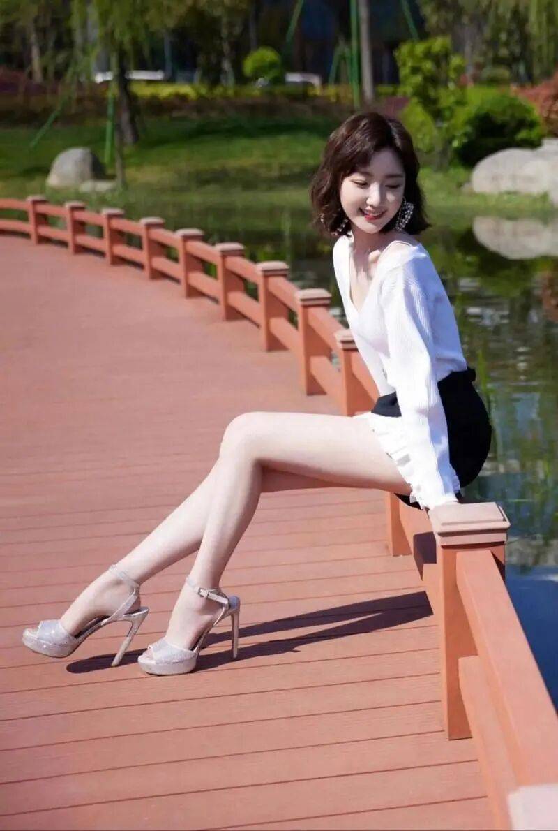 原創毛曉彤又純又欲性感撩人！六大影視代表作驚豔角色美爆了