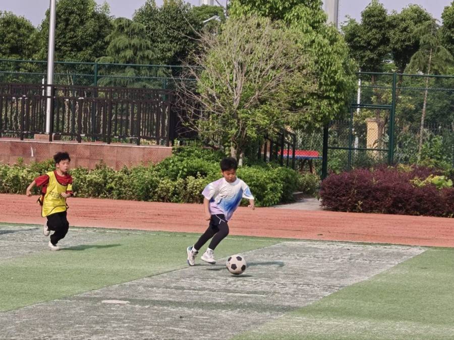 馳騁綠茵場 少年正飛揚——馬鞍山市山南小學教育集團東湖小學第二屆足球聯賽圓滿落幕