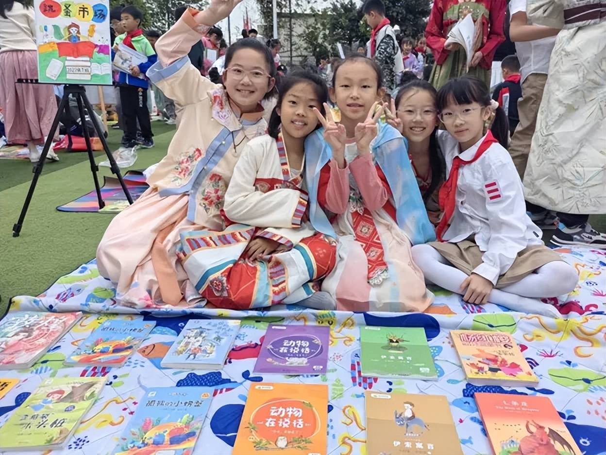 川師領辦，高新區這所小學與大學的兩年共生記