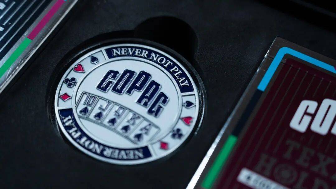 卡牌收藏黨狂喜！COPAG全新四副裝禮盒開箱，百年老牌的質感！