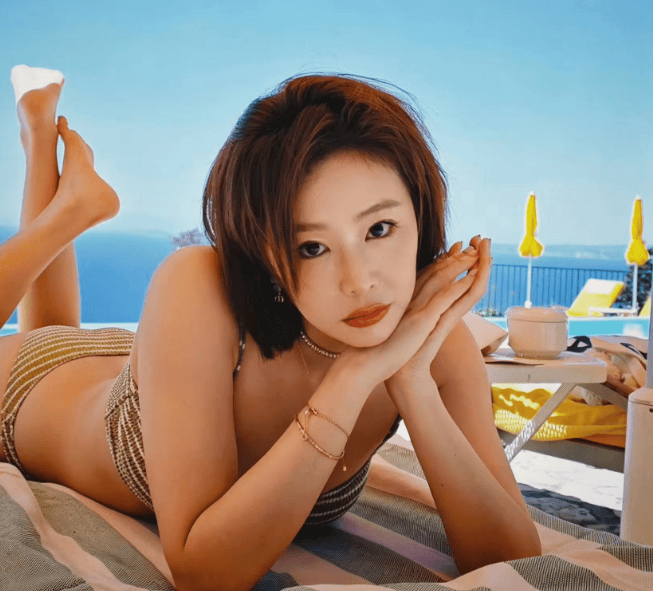 原創成熟御姐氣質中帶著性感熱辣，高葉的大嫂人生呈現萬千女性風采