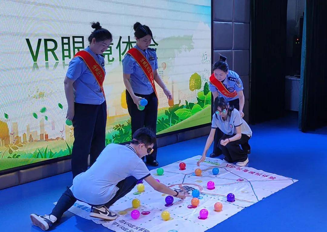 遼寧：向陽而生 青春護航——“沐藍陽光行”宣講團走進陽光小學開展禁毒普法宣教活動