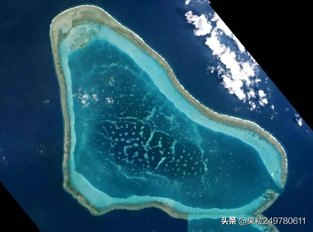 原创菲律宾又生一计！水泥钢筋焊死坐滩烂舰对付中国，中方一招破局